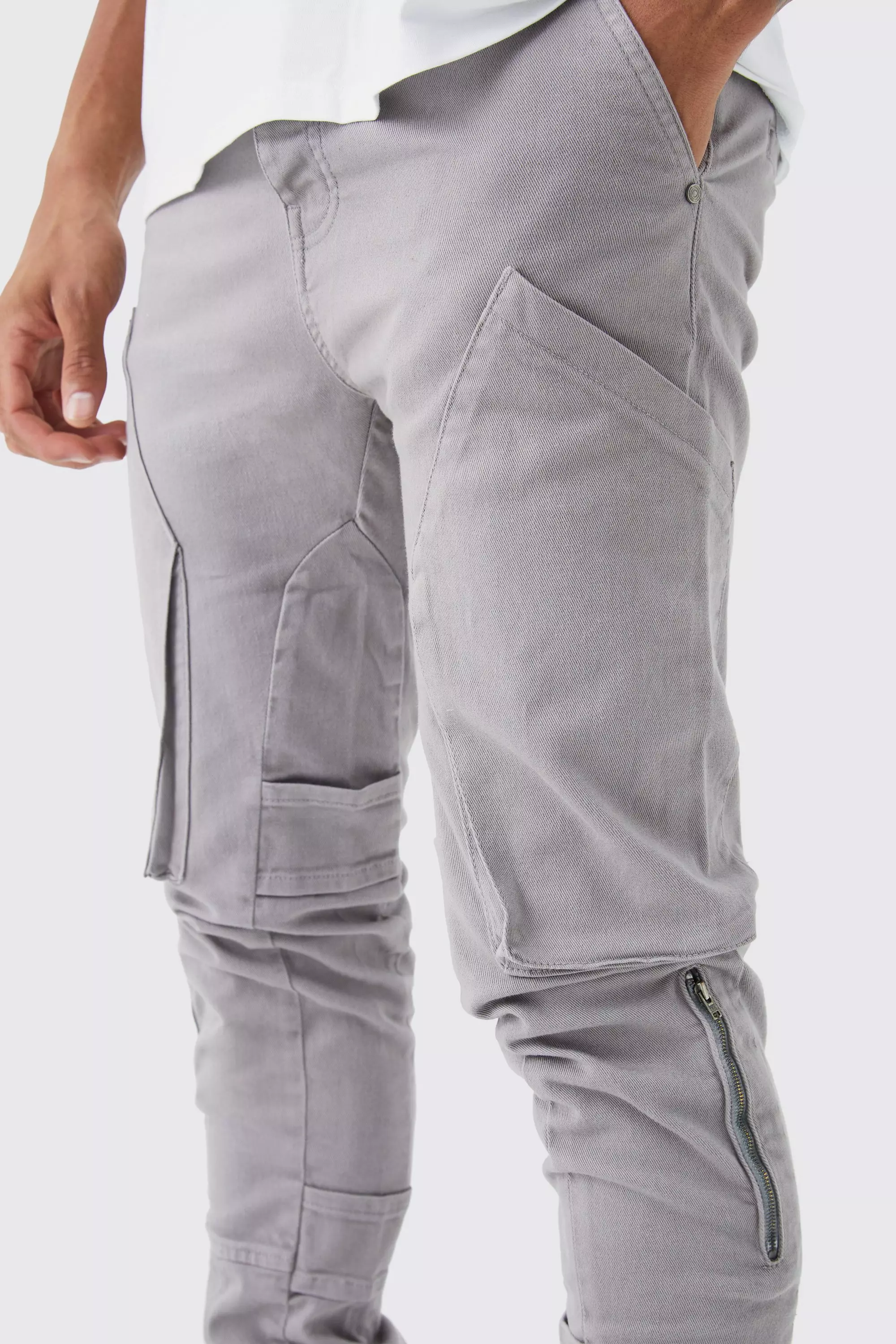 Strap on sale cargo pants